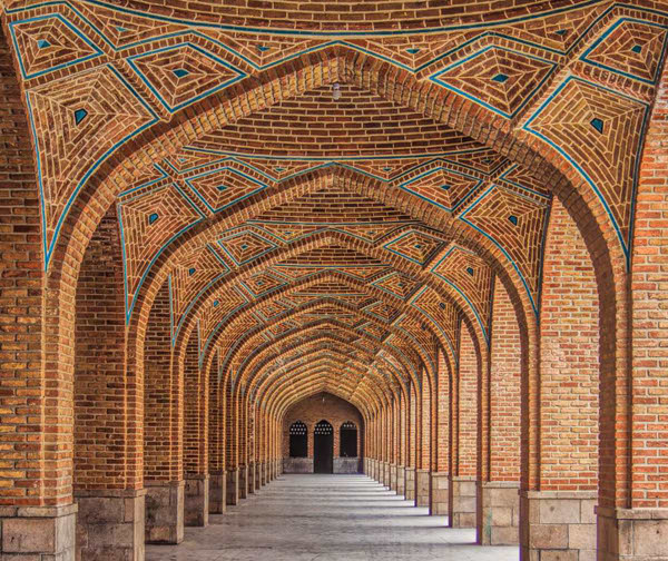 کارخانه تولید آجر سنتی حیدری در ایران