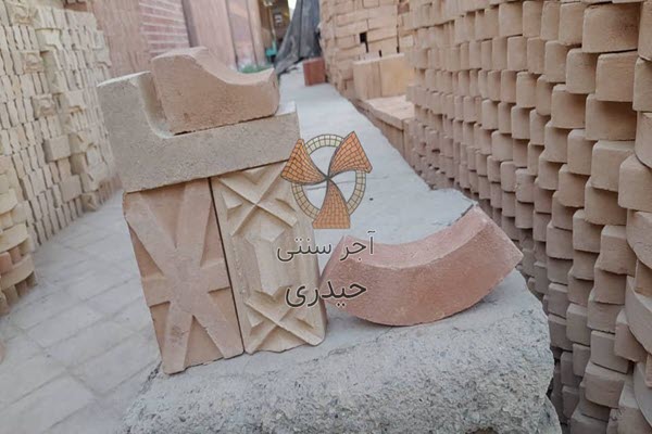 قیمت هر متر آجر سنتی در سال 1405 چقدر است؟